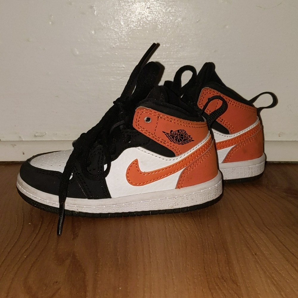 Toddler Jordan 1 Mid